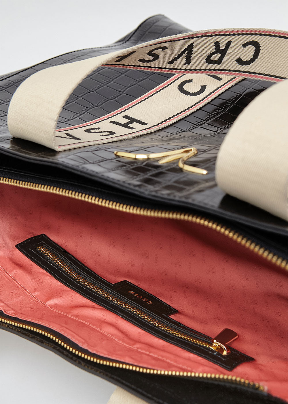 Bolso shopper de piel de máxima calidad fabricado en España, acabado coco ISET COCO NEGRO