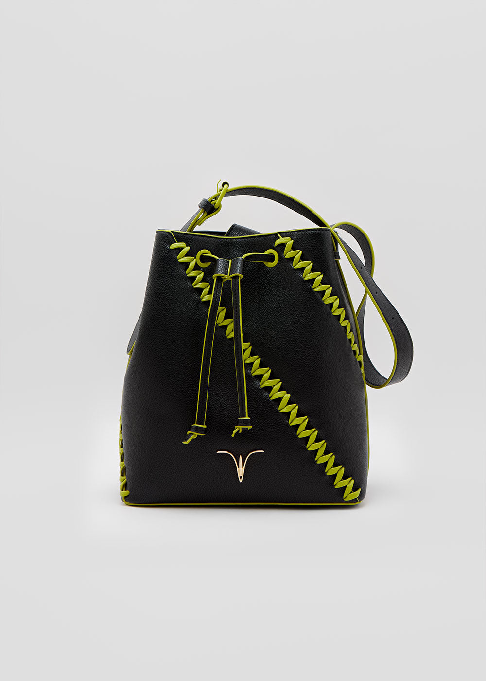 Bolso saco de piel vegana LUISA NEGRO de CRVSH